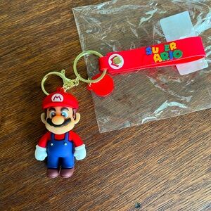***New*** Mario keychain